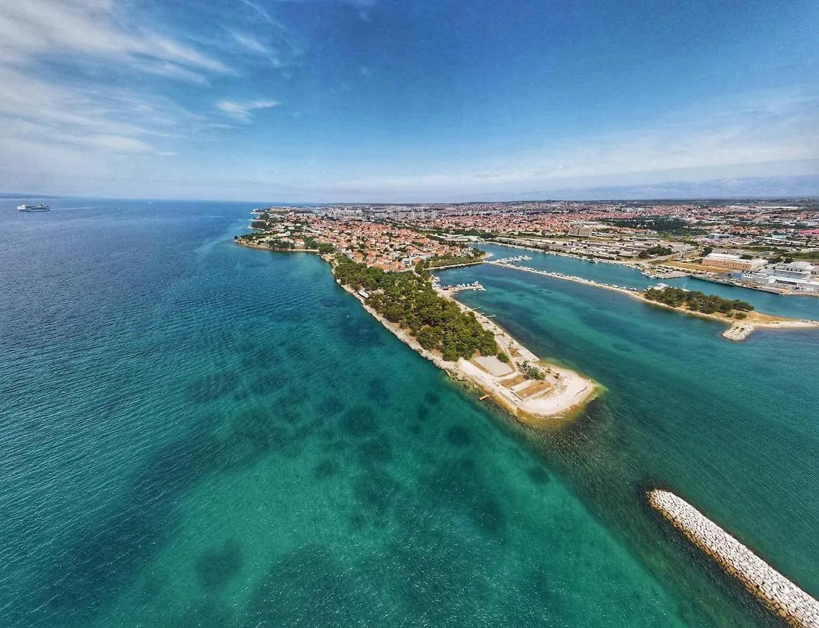 Apartment Toni With Private Parking Zadar